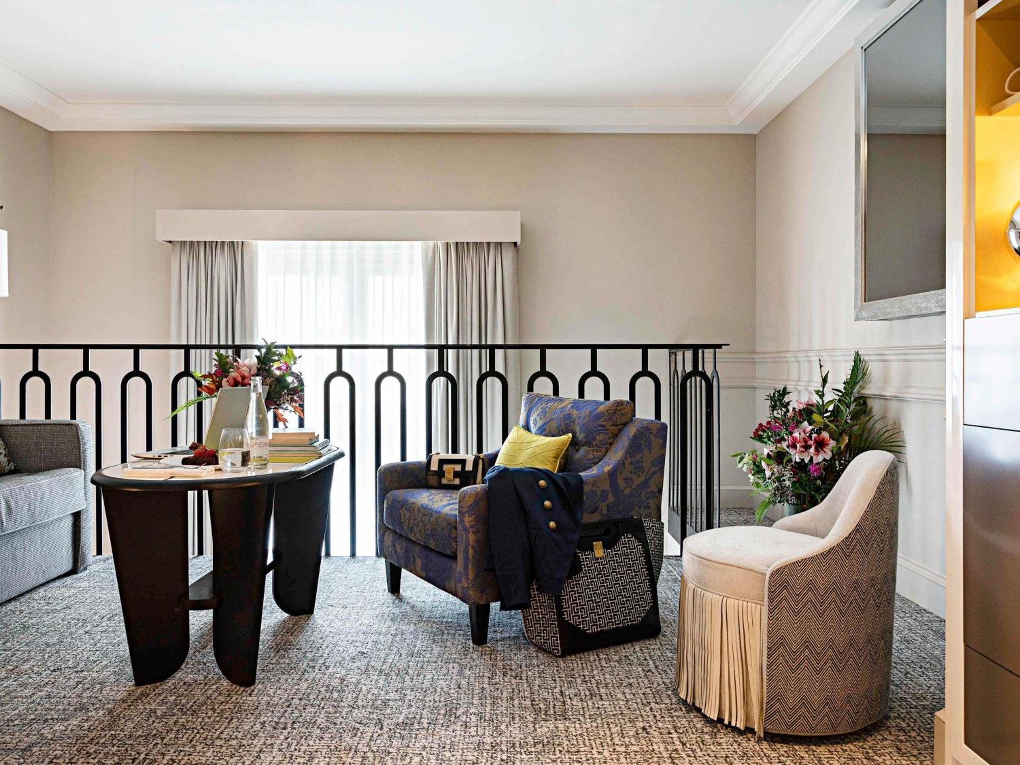 Duplex Junior Suite King or Queen Bed Sofa Bed Street View